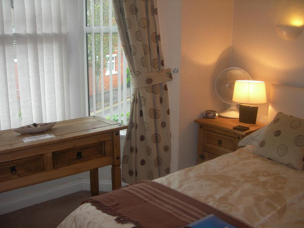 The Lodge Swindon Phòng bức ảnh
