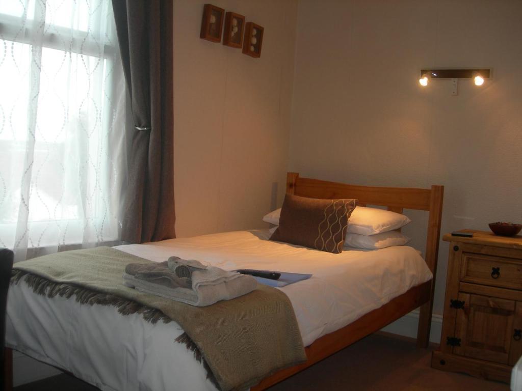 The Lodge Swindon Phòng bức ảnh